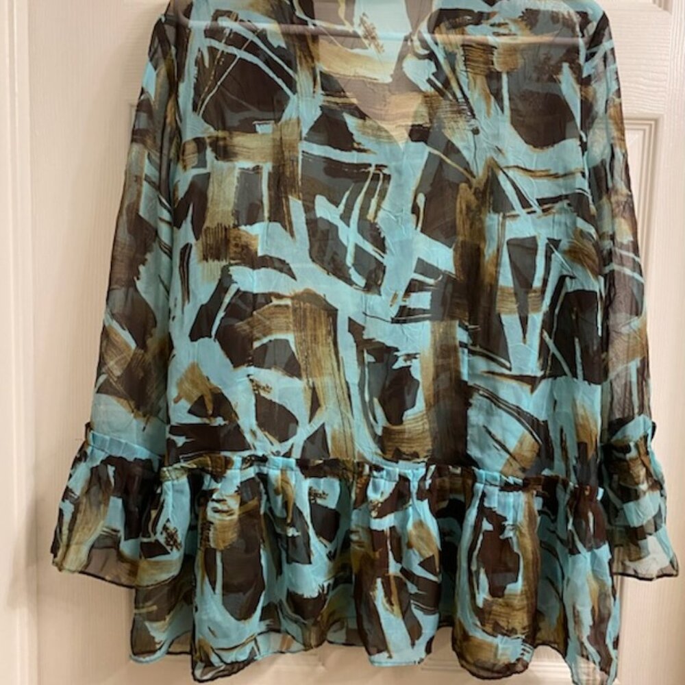 Fun & Flowy Abstract Print Blouse - Picture 2 of 4